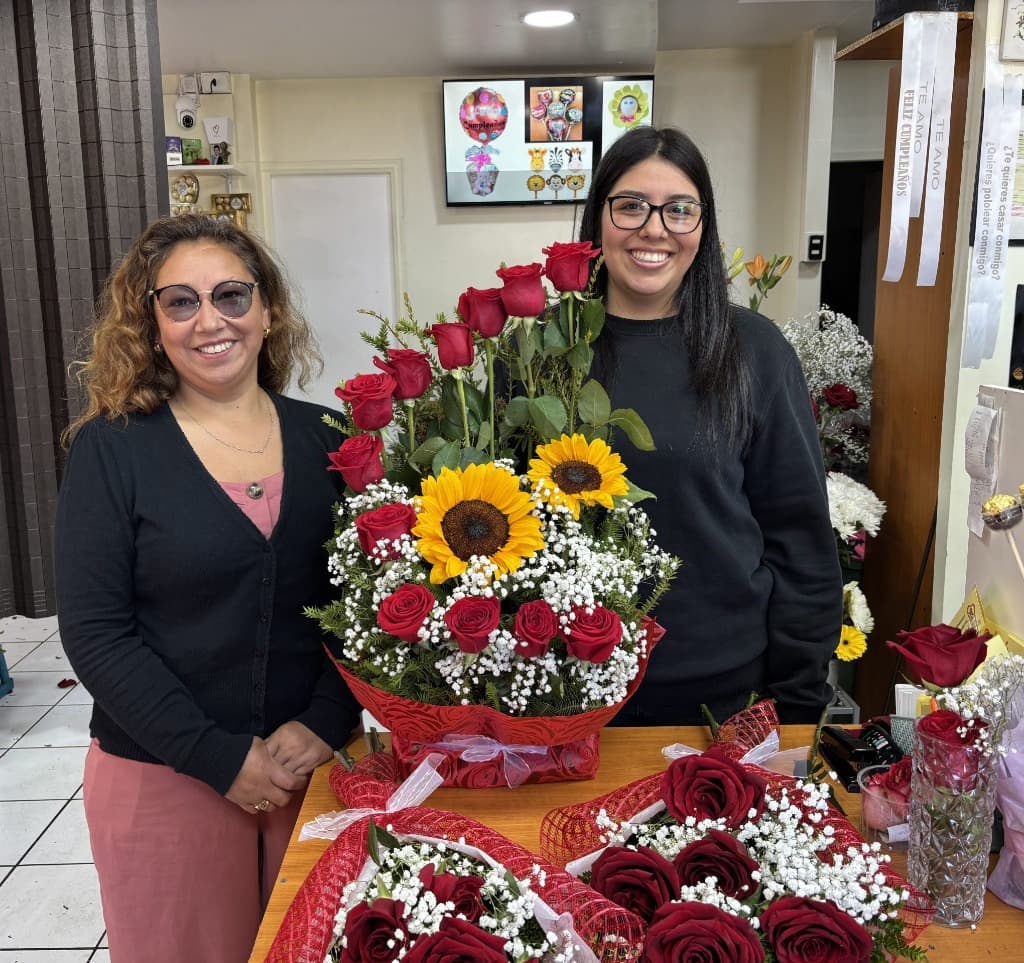 Nuestra Fundadora y Compromiso Social